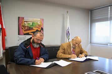 Khawarizme Signs Memorandum of Understanding with EIU President Nazih EL Jor